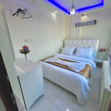 Istanbulun Kral Dairesi Asansoerlue Ve 2 Klimali Appartement *